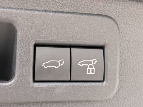 Used 2026 Toyota 4Runner Limited AWD/4WD image 15