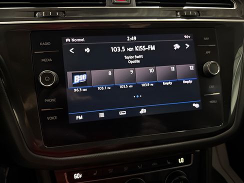Used 2019 Volkswagen Tiguan SEL AWD/4WD image 20