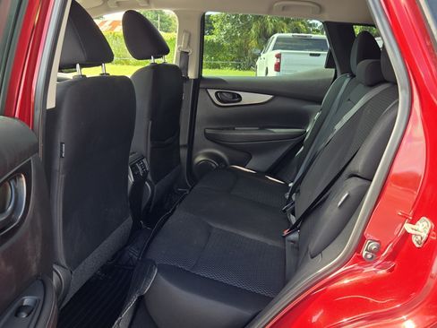 Used 2021 Nissan Rogue Sport S FWD image 10
