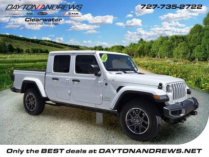 Certified 2023 Jeep Gladiator Overland w/ LED Lighting Group