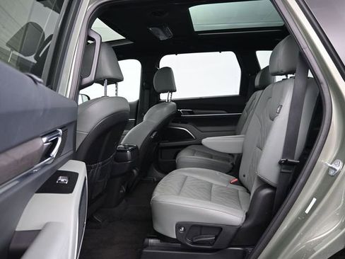 Used 2024 Kia Telluride SX X-Pro image 24
