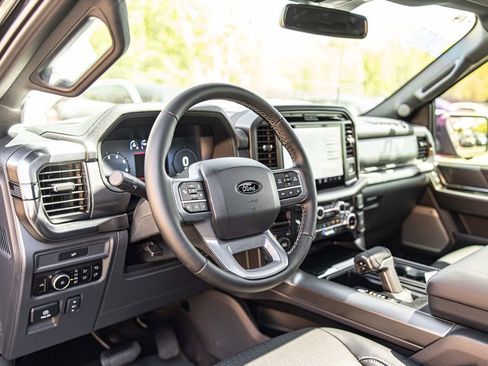 Used 2026 Ford F150 Lariat AWD/4WD image 18