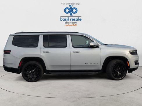 Used 2022 Jeep Wagoneer Series I image 9