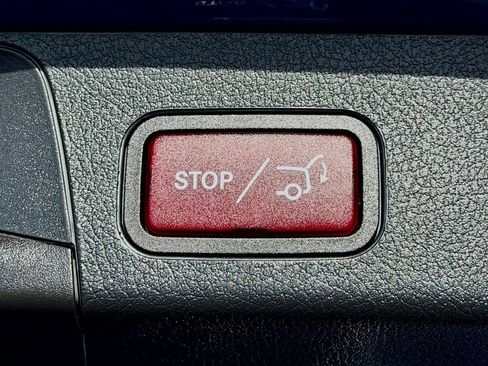 Certified 2026 Mercedes-Benz GLB 250 image 14