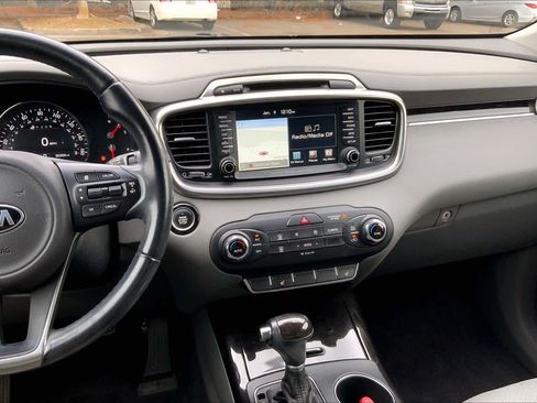 Used 2016 Kia Sorento EX w/ EX Touring Package image 6