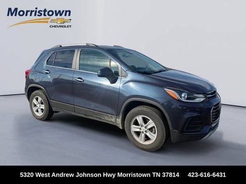 Used 2019 Chevrolet Trax LT w/ Sun & Sound Package AWD/4WD image 1