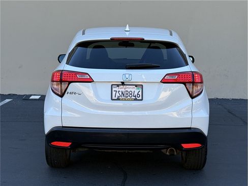 Used 2016 Honda HR-V EX image 6