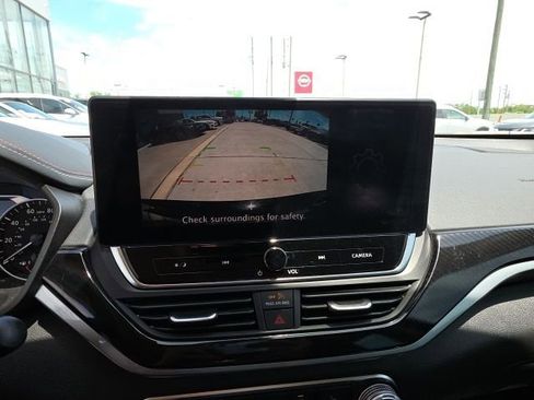 Used 2024 Nissan Altima 2.5 SR w/ SR Premium Package image 20