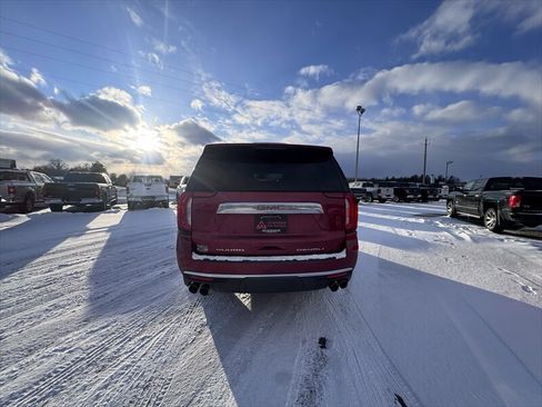 Used 2022 GMC Yukon XL Denali w/ Max Trailering Package AWD/4WD image 6