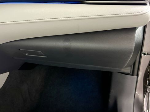 Used 2023 Toyota Camry XLE image 35