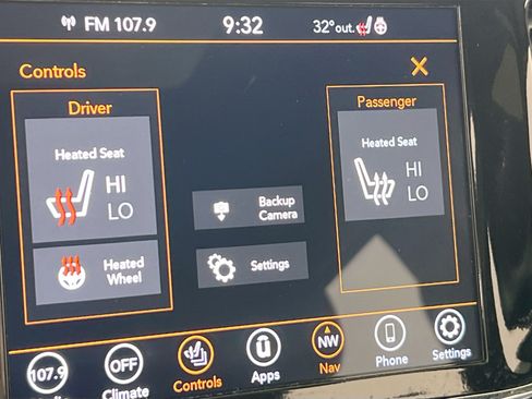 Used 2022 Jeep Grand Cherokee Limited AWD/4WD image 19