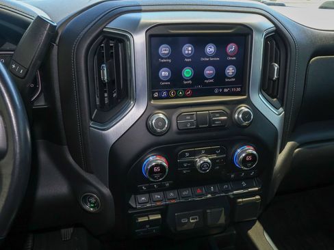 Used 2021 GMC Sierra 1500 SLT w/ SLT Premium Plus Package AWD/4WD image 16