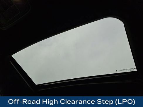 Used 2025 GMC Sierra 2500 AT4 w/ AT4 Premium Plus Package image 19