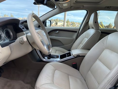 Used 2013 Volvo XC70 T6 image 13