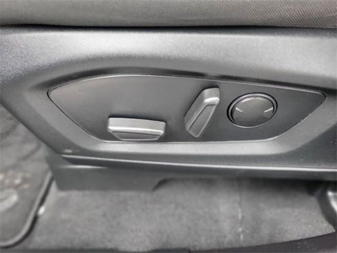 Certified 2022 Ford Explorer XLT image 20