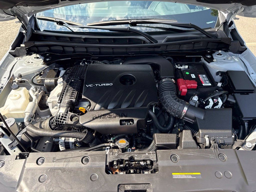 Certified 2024 Nissan Altima 2.0 SR FWD image 37