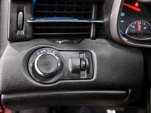 Used 2015 Chevrolet Malibu LT w/ Power Convenience Package image 17