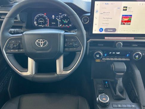 New 2026 Toyota 4Runner Limited AWD/4WD image 11