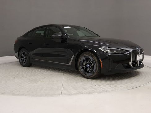 Certified 2023 BMW i4 eDrive35 w/ Premium Package image 5