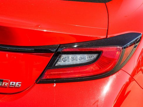 Used 2023 Toyota GR86 RWD image 8