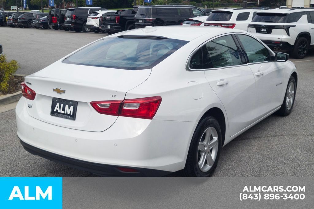 Used 2024 Chevrolet Malibu LT FWD image 5