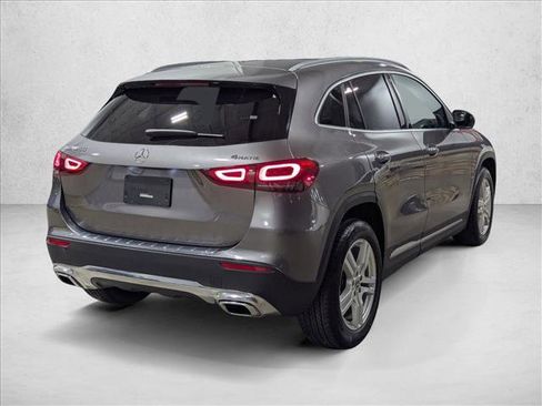 Certified 2023 Mercedes-Benz GLA 250 4MATIC w/ Premium Package image 5