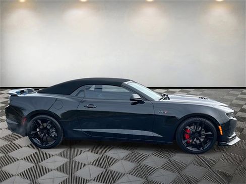 Used 2023 Chevrolet Camaro LT w/ RS Package image 6