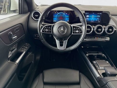 Used 2023 Mercedes-Benz GLA 250 4MATIC image 21