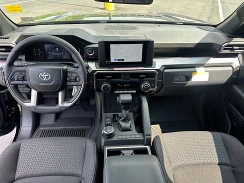 New 2026 Toyota 4Runner SR5 AWD/4WD image 12