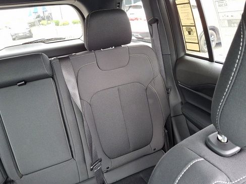 New 2025 Jeep Grand Cherokee Laredo X image 14