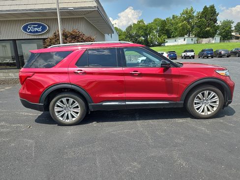 Certified 2023 Ford Explorer Limited w/ Limited Technology Package image 2