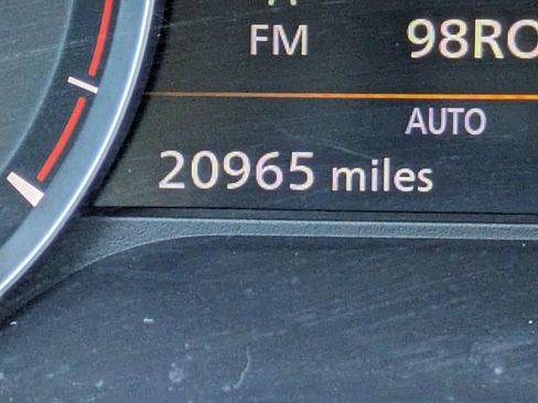 Used 2025 INFINITI QX60 Pure image 30