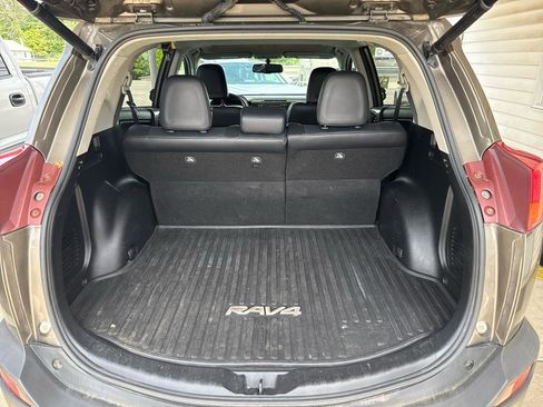 Used 2013 Toyota RAV4 Limited AWD/4WD image 16