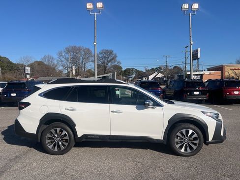 Used 2025 Subaru Outback Touring XT w/ Popular Package #2 image 3