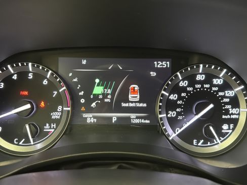 Used 2021 Toyota Highlander Platinum AWD/4WD image 26