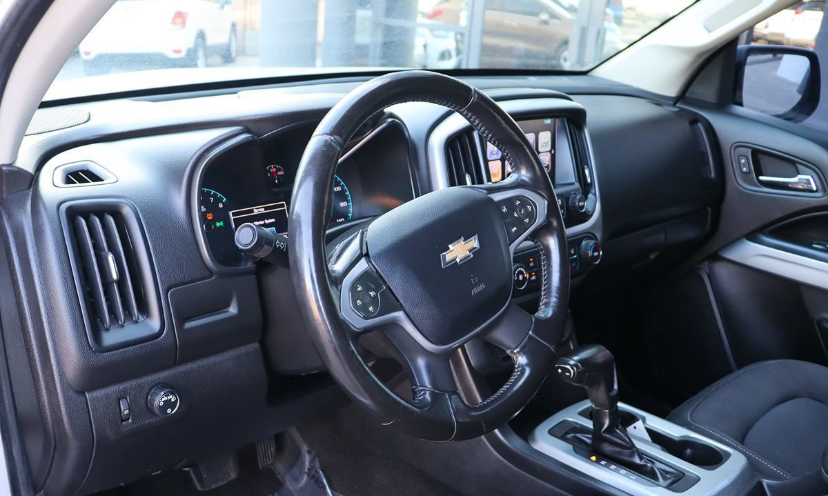 Used 2018 Chevrolet Colorado LT RWD image 38