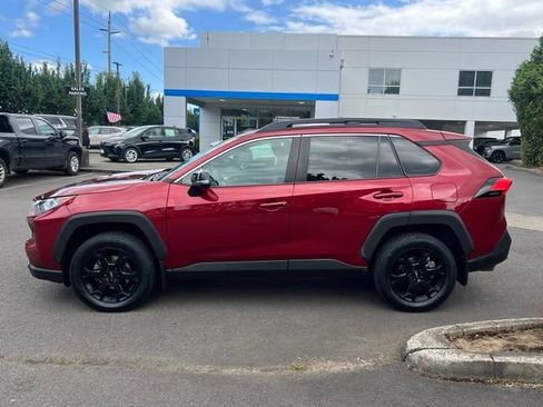 Used 2020 Toyota RAV4 TRD Off-Road w/ TRD Off-Road Weather Package AWD/4WD image 4