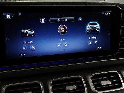 Certified 2026 Mercedes-Benz GLS 450 4MATIC image 20