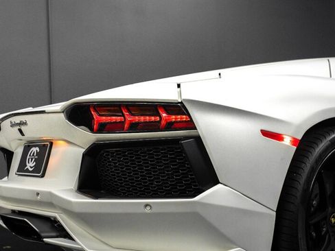 Used 2014 Lamborghini Aventador LP 700-4 AWD/4WD image 28