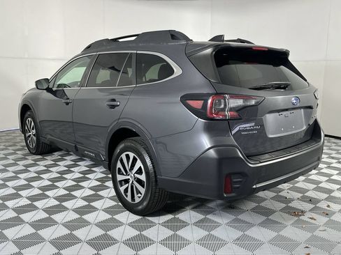 Used 2021 Subaru Outback Premium AWD/4WD image 6