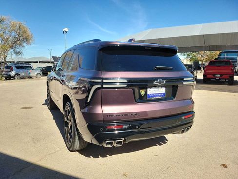 Used 2024 Chevrolet Traverse RS image 4