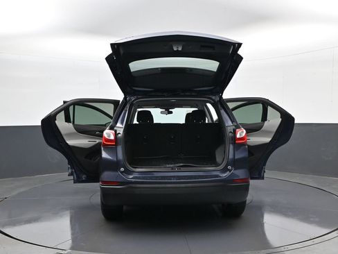 Used 2019 Chevrolet Equinox LS w/ LS Convenience Package image 32