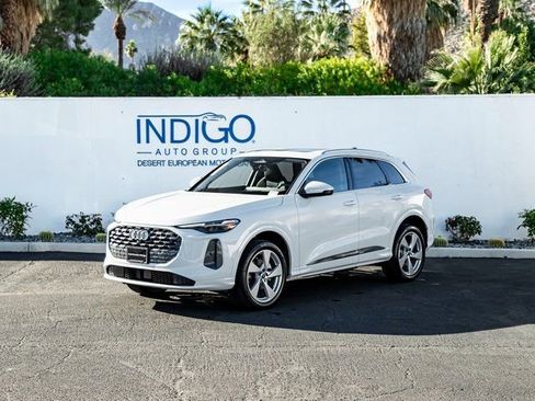 New 2025 Audi Q5 Premium Plus image 1