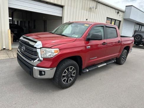 Used 2014 Toyota Tundra SR5 w/ TRD Off Road Package AWD/4WD image 13