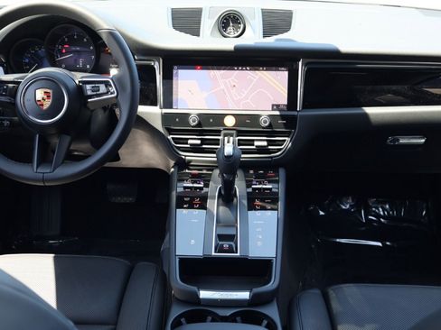 New 2026 Porsche Macan AWD/4WD image 20