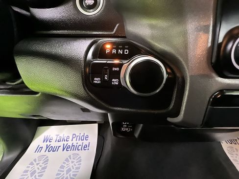 Used 2019 RAM 1500 Tradesman AWD/4WD image 25
