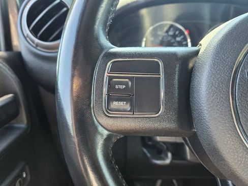 Used 2018 Jeep Wrangler Unlimited Sport AWD/4WD image 23