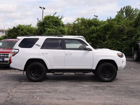 Used 2019 Toyota 4Runner TRD Off-Road Premium AWD/4WD image 5