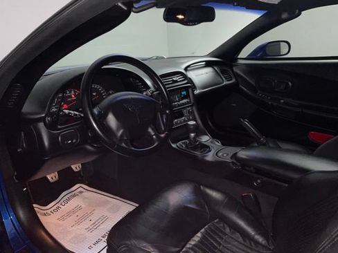 Used 2002 Chevrolet Corvette Z06 w/ Memory Pkg RWD image 13
