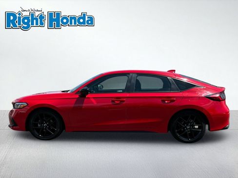 Used 2024 Honda Civic Sport image 3